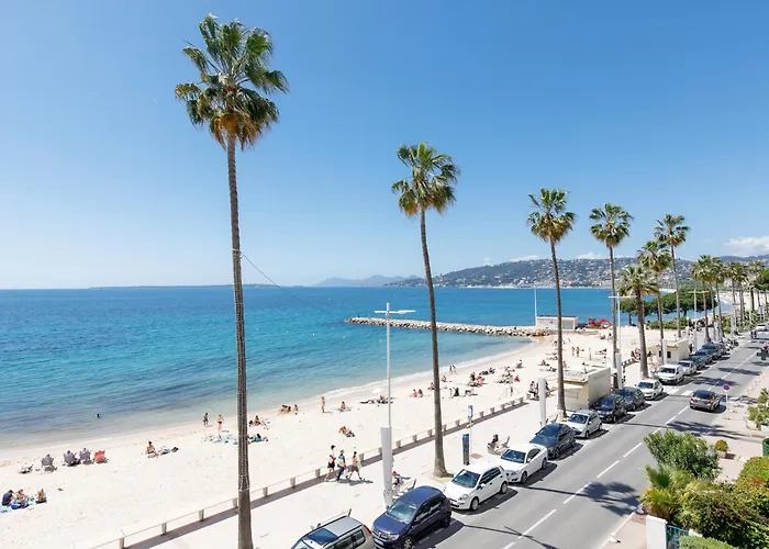 Juan Les Pins Vue Sur Lazur Antibes