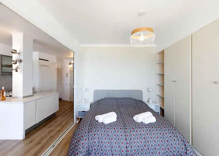 Juan Les Pins Vue Sur Lazur * Antibes