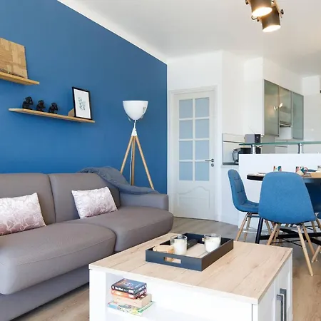 Appartamento Juan Les Pins Vue Sur Lazur Antibes