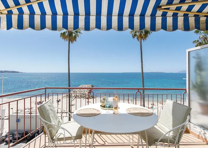 Appartamento Juan Les Pins Vue Sur Lazur Antibes