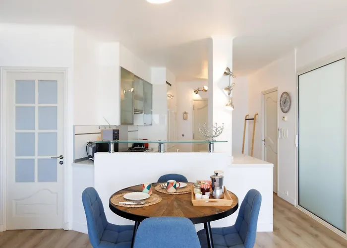 Appartamento Juan Les Pins Vue Sur Lazur